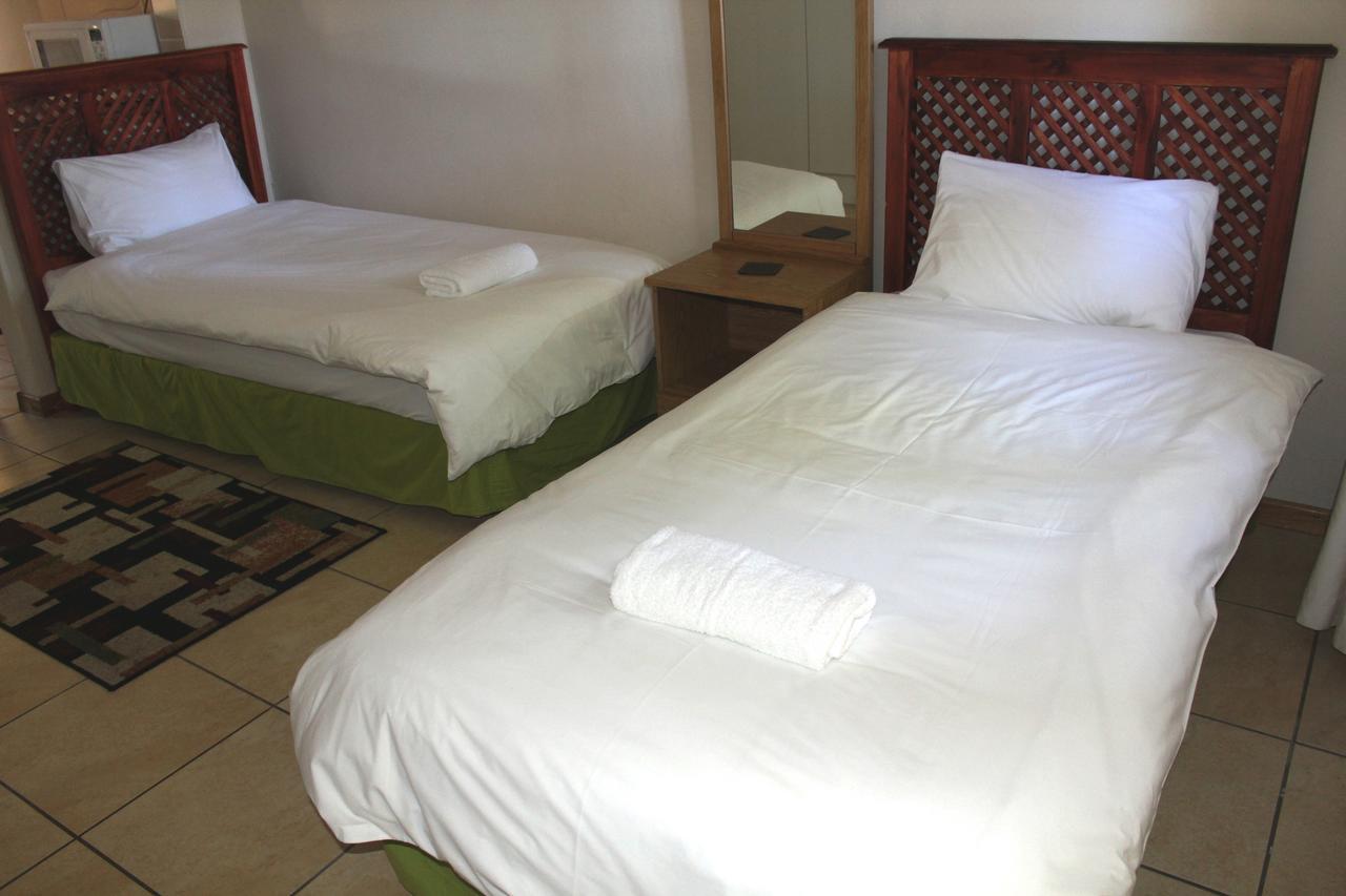 African Aquila Guest Lodge Glendinningvale Exterior photo